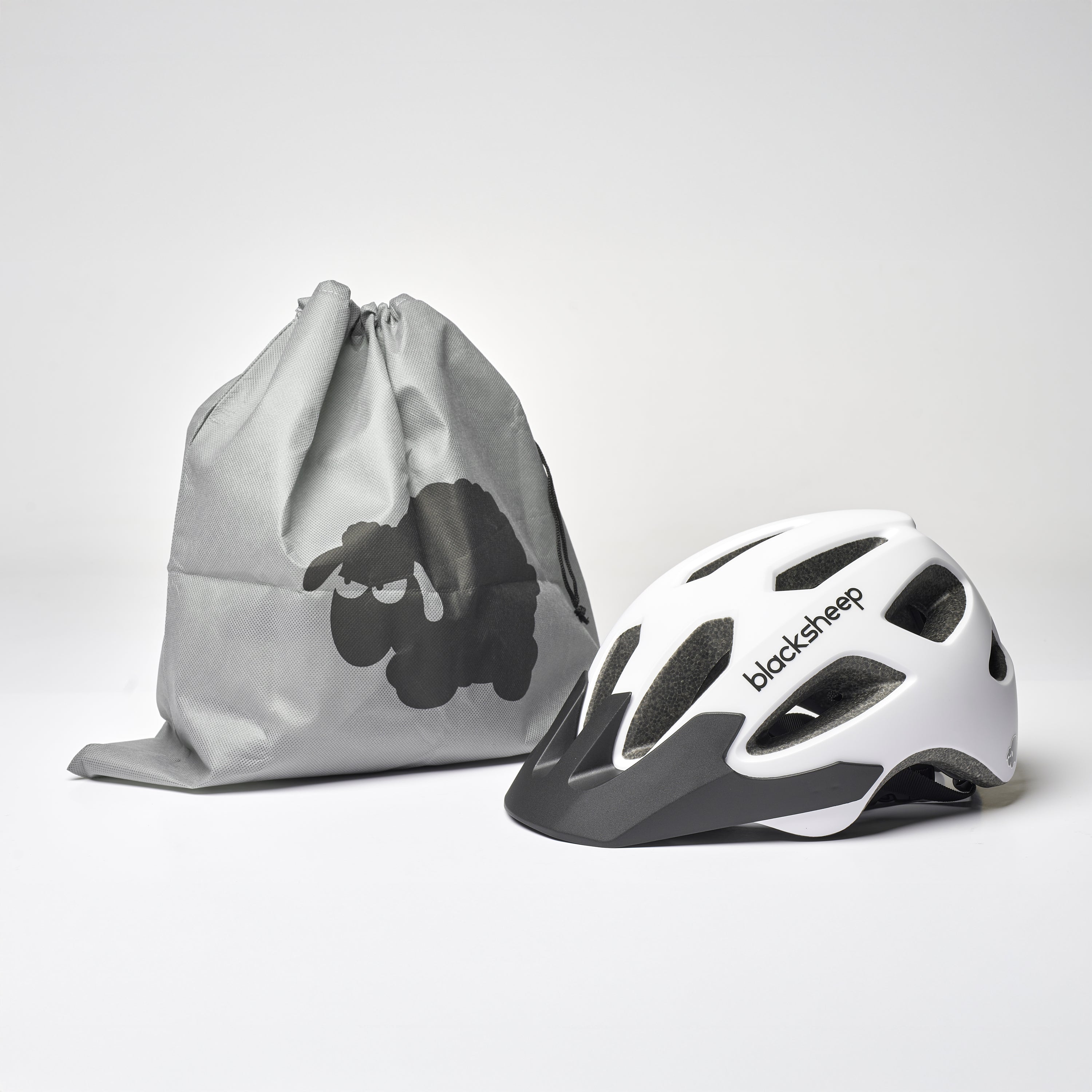 TOURING Bike Helm mit Licht